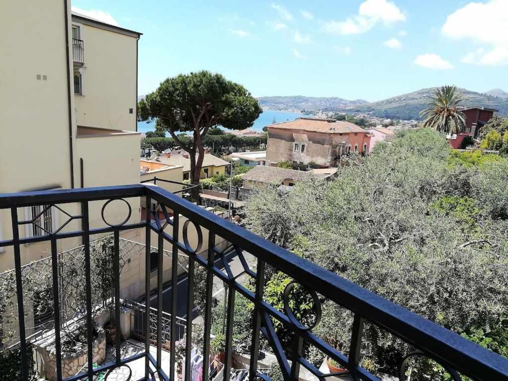شقة Casa Dinky Attico Con Terrazza Vista Mare فورميا المظهر الخارجي الصورة
