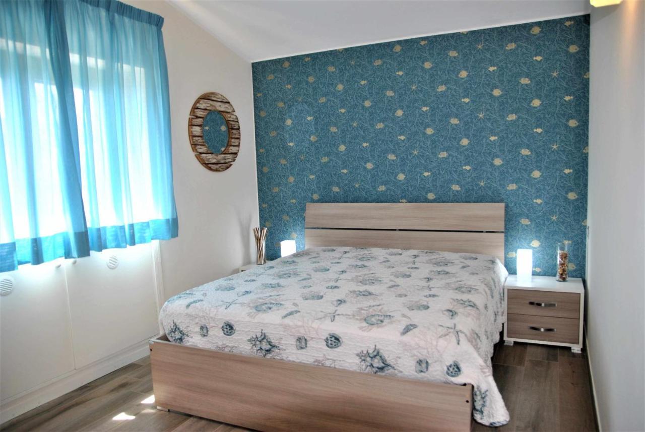 شقة Casa Dinky Attico Con Terrazza Vista Mare فورميا المظهر الخارجي الصورة