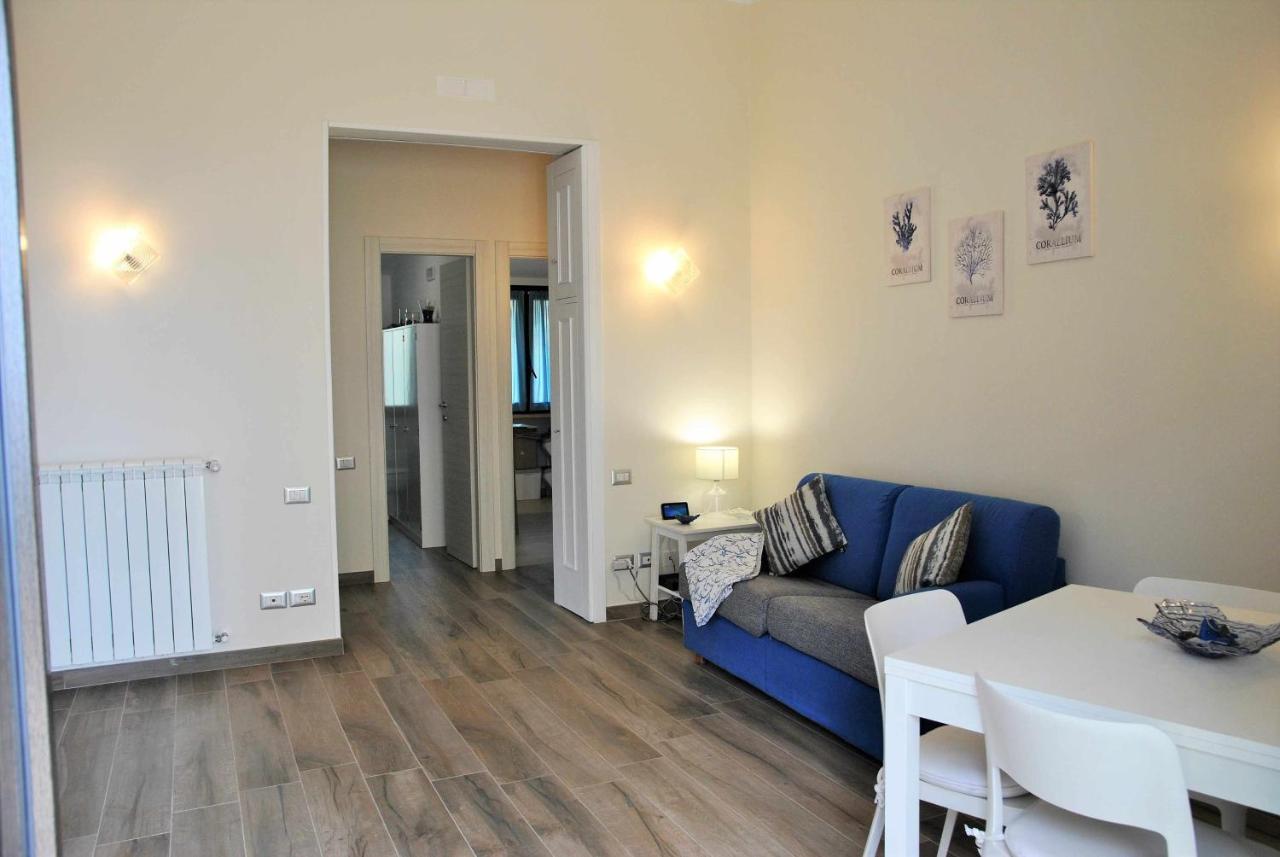 شقة Casa Dinky Attico Con Terrazza Vista Mare فورميا المظهر الخارجي الصورة
