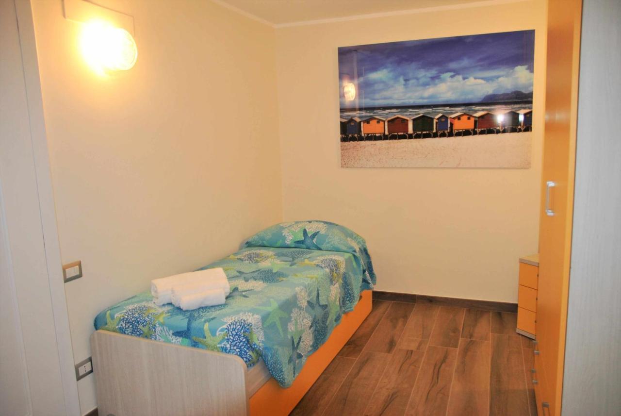 شقة Casa Dinky Attico Con Terrazza Vista Mare فورميا المظهر الخارجي الصورة